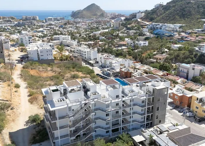 2 Bedroom Wake Up To Unique Views From Your Balcony *
