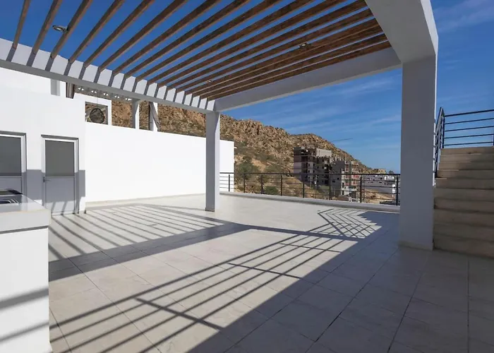 2 Bedroom Wake Up To Unique Views From Your Balcony *